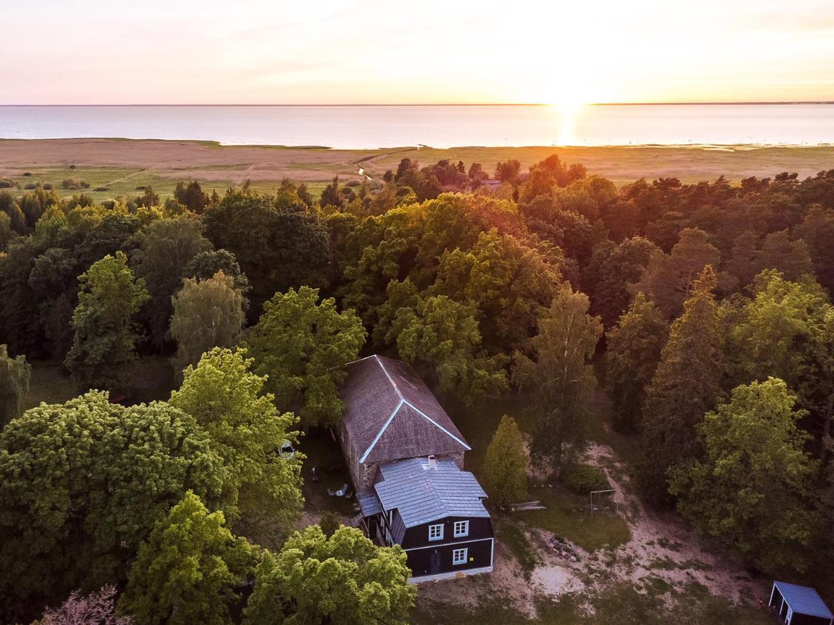 Hotel Uki Puhkekuela Pärnu Exteriér fotografie