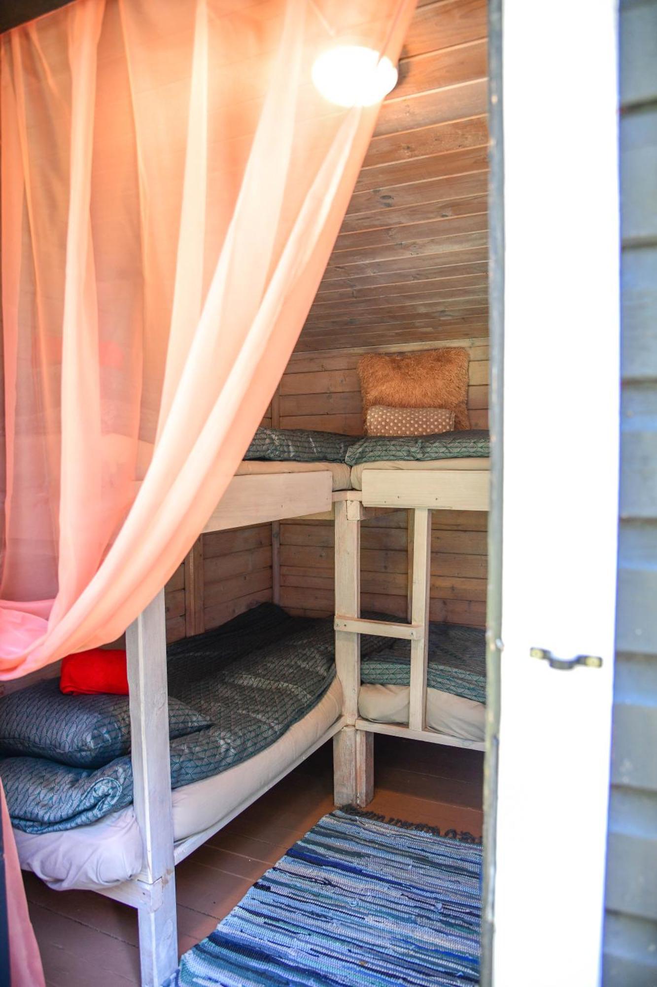 Hotel Uki Puhkekuela Pärnu Exteriér fotografie